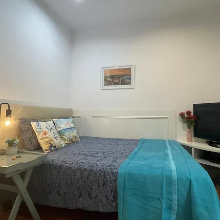 Moll De La Fusta Albergue Barcelona